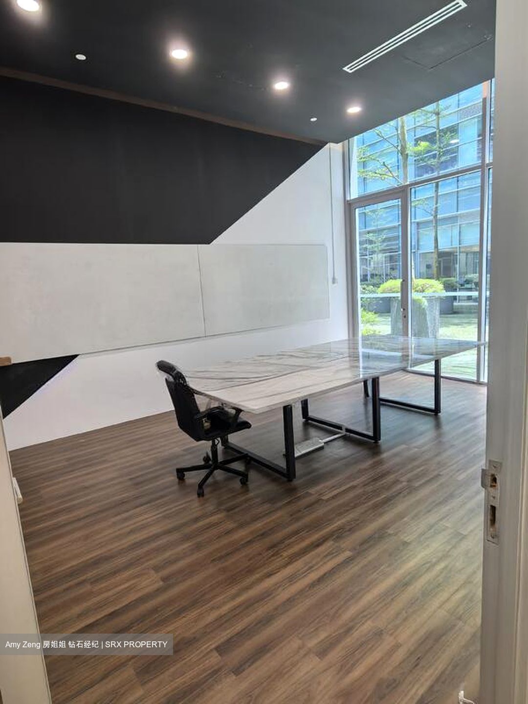 Golden Agri Plaza (D5), Factory #504194221